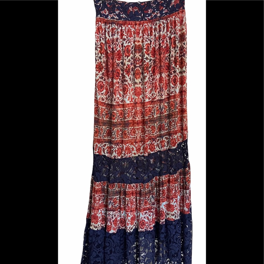 Ecote Boho Cottagecore midi skirt with asymmetrical hem. Shorter in front size 2